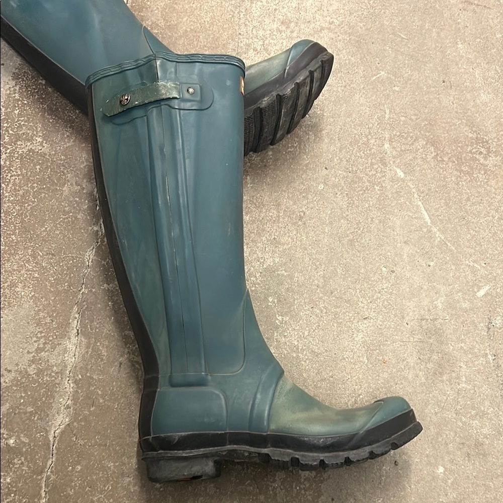 Hunter wellington adjustable with zipper green Tall Rain Boots